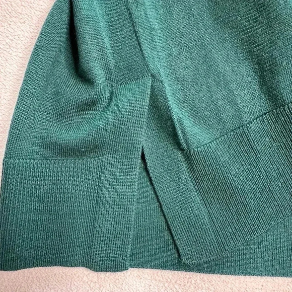 Banana Republic  sweater - Picture 5 of 5